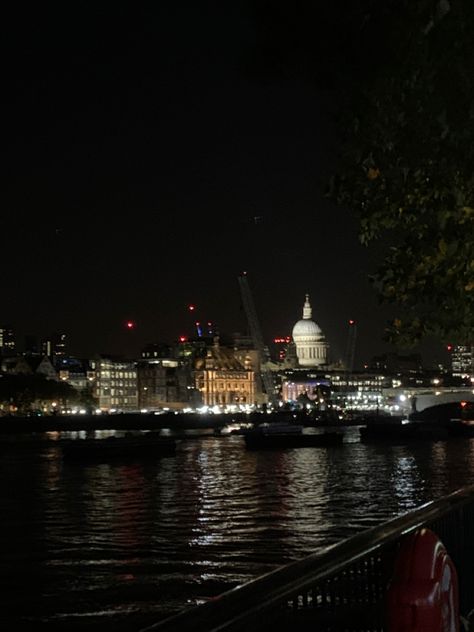 #london #southbank #night #lights #autumn #winter #river #thames #sunset #stpauls #uk Southbank London, London Vibes, Semester Abroad, London Night, River Bank, South Bank, River Thames, Off The Wall, Study Abroad