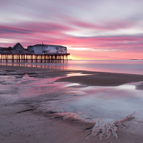 Pretty pink sunrise at Old Orchard Beach, Maine. Old Orchard Beach Maine, Pink Sunrise, Maine Photography, Old Orchard Beach, Maine Vacation, Old Orchard, Coastal Towns, Island Life, Beach Sand