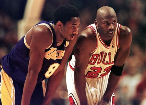 Michael Jordan says he could've beaten any player but Kobe Bryant - Los Angeles Times Jordan Basketball Player, Kobe Bryant Michael Jordan, Michael Jordan Pictures, Phil Jackson, Hakeem Olajuwon, Karl Malone, Kobe Bryant Pictures, Art Football, Michael Jordan Basketball