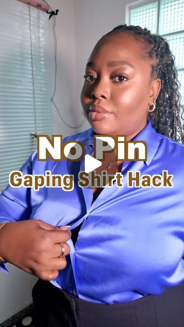 Kelechi Chantel Anyanwu on Instagram: "Another day…Another fashion hack!😄This is perfect when there’s no pin in sight, and you need to cover that shirt gap. I call it the NO PIN GAPING SHIRT HACK. 

Top | @marksandspencer 

Will you try this one?
•••
#fashionhack #hack #explore #stylehack #simplestyling
#nigeriancontentcreator #buttonupshirt #lifehack" T Shirt Hacks, Collard Shirt, Shirt Hacks, Fashion Basics, Shirt Tucked In, Diy Clothes Life Hacks, Fashion Hacks, Clothing Hacks, Wardrobe Style