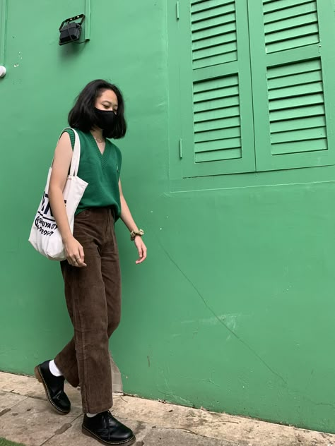 Sweater Vest And Corduroy Pants, Green Corduroy Sweater, Green Vest Outfit Aesthetic, Corduroy Green Pants Outfit, Corduroy Outfit Aesthetic, Green Brown Aesthetic Outfit, Corduroy Brown Pants Outfit, Green Aesthetic Sweater, Green And Brown Outfit Ideas