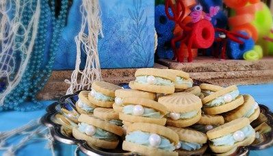 Make Cookies And Cupcakes For The Best Mermaid Party - Part 1 Clam Shell Cookies, Almond Frosting, White Velvet Cakes, Best Buttercream Frosting, Best Buttercream, Decorating Cupcakes, Parties Decorations, Humble Home, Vanilla Sugar Cookie