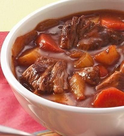 This classic is one of Betty’s most popular slow-cooker recipes! This traditional beef stew will bring you back to your childhood, thanks to a savory mixture of veggies, beef and beef bouillon. We use tapioca to thick here because it won’t break down over a long cooking time (unlike flour or cornstarch, which break down quickly and are best added at the end of the cooking time). Lamb Shank Stew, Short Rib Beef Stew, Old Fashioned Beef Stew, Wine Cafe, Wine Pizza, Ale Recipe, Irish Beef Stew, Malt Beer, Paleo Vegetarian