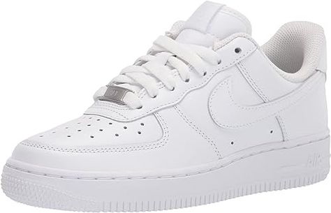 Amazon.com | NIKE Women's Basketball Shoe, White/White-White, 6.5 | Fashion Sneakers Nike White Shoes, Gymnastics Shoes, Sneakers Slippers, Athletic Shoes Nike, Top Basketball Shoes, Womens Basketball Shoes, Retro Mode, Mens Nike Shoes, Nike Sneakers Women