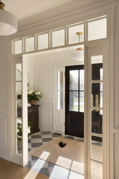 Foyer Vestibule Entryway, Foyer With Living Room Entryway, Porch Entrance Interior, Home Vestibule, Vestibules Entryway, Door Entrance Decor Entryway, Hallways Ideas Entrance, Black Indoor Doors, Entryway Door Interior