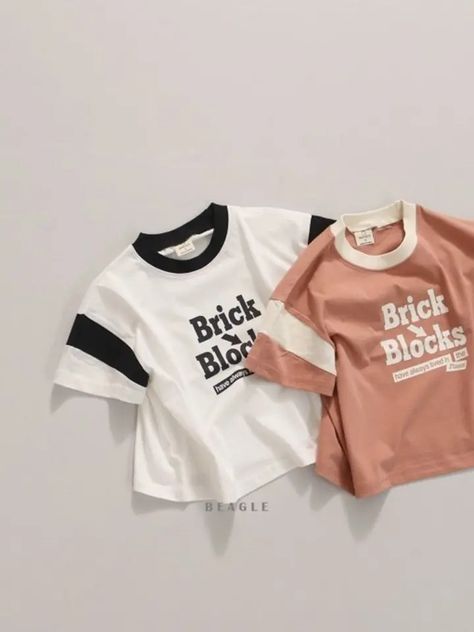 Shop Trendy Korean Clothing Online at KKAMI.nl - KKAMI Girls Tshirt Design, Twins Clothes, Kid Reference, Baby Korea, Boys Tshirt, Design For T Shirt, Kids Garments, Print Design Pattern, Korean Clothing