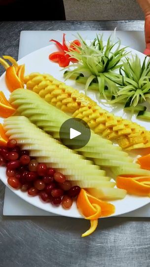 164K views · 1.5K reactions | Disc Decoration ideas / Easy and Beautiful with your food🍎🍎🍎#360
#fruitcarving #fruit #fruitart #carving #fruitplatter #carvingknife #foodart #art #fruitlover #thaicarving #fruitcarvingindonesia  #chef #carvingart #fruitsalad #fruitcarvings #fruitbowl #vegetablecarving #foodcarving #food #fruitporn #fruitarian #healthyfood | Extra Videos | Extra Videos · Original audio Southern Thanksgiving Menu, Thanksgiving Menu Ideas Side Dishes, Fruit Platters, Thanksgiving Dinner Menu, Denim Crafts Diy, Thanksgiving Dinner Recipes, Roasted Vegetable Recipes, Thanksgiving Menu Ideas, Thanksgiving Recipe