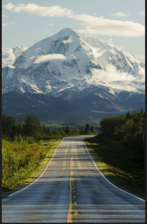 Denali - Alaska Vision Board Driving, Road To Mountains, Valdez Alaska, Denali Alaska, Alaska Highway, Alaska The Last Frontier, Mountains Photo, Burnt Toast, Winter Bedroom