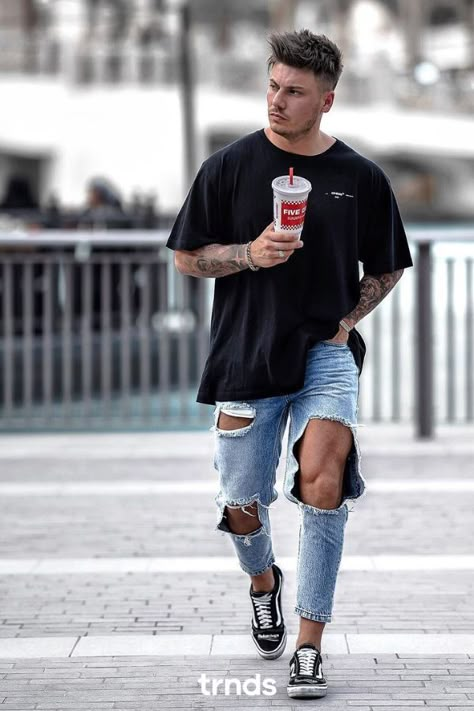 Blue Jeans Outfit Men, Light Blue Jeans Outfit, Urban Fashion Editorial, Biker Look, Jeans Outfit Men, Ripped Jeans Outfit, Urban Apparel, Blue Jean Outfits, Urban Style Outfits