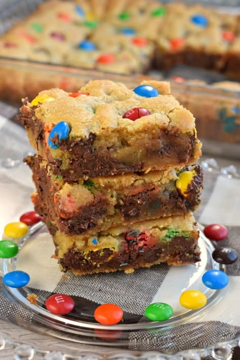 Chocolate Chip M&m Cookie Bars, Cookie Bars M&m, M And M Desserts, M M Desserts, M&m Bars Recipe, M&m Cookie Bars, Mm Bars, M M Recipes, Chocolate Chip Cookie Bar