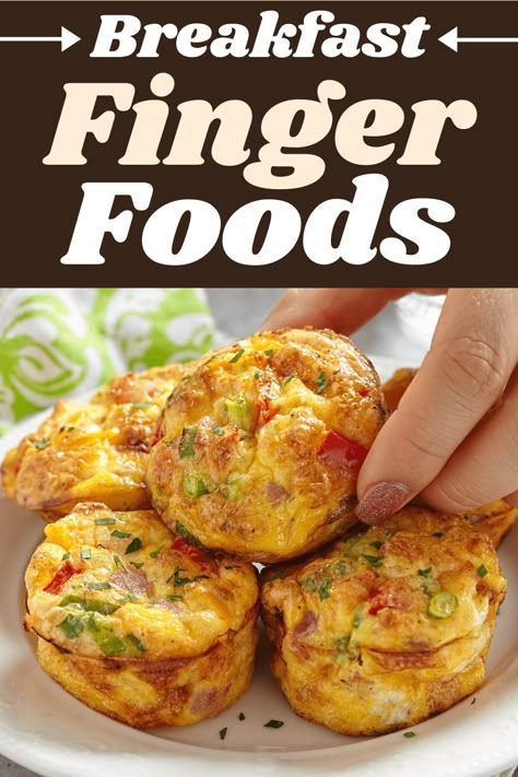 Mini Breakfast Foods For Party, Simple Breakfast Snacks, Breakfast Celebration Ideas, Brunch Recipes Finger Food, Brunch Party Finger Foods, Convention Food Ideas, Hand Held Breakfast, Breakfast Foods For Party, Healthy Breakfast Finger Foods