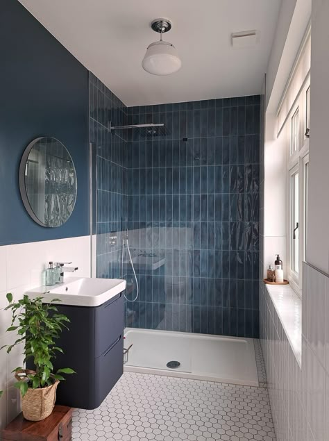 Gloss Blue Tiles Bathroom, Navy Bathroom Tiles Wall, Blue Tiled Shower Ideas Walk In, Blue En Suite Bathroom, Black And Blue Tile Bathroom, Navy Bathroom Inspiration, Wet Room Ideas Small Layout, Blue Subway Tiles Bathroom, Bathroom Blue Tile Wall