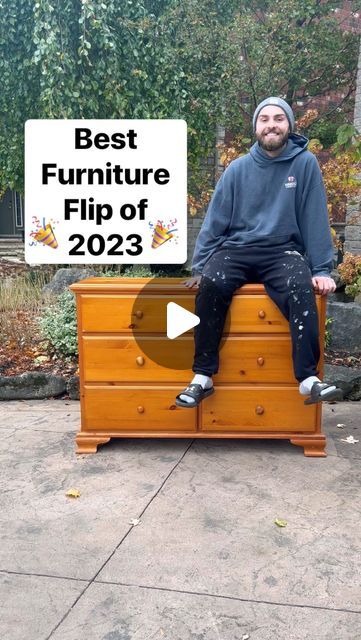 Wood Furniture Upcycle, Refurbished Furniture Ideas Paint, Colour Wash Furniture, Restore Furniture Diy, Refinished Furniture Before And After, How To Paint Wash Furniture, Refurbishing Old Furniture, How To Repaint Wood Furniture, Furniture Makeover Videos