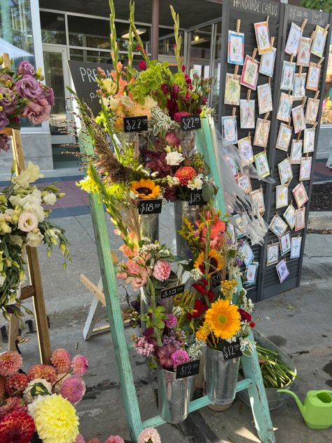 Farmers market flowers pick your bouquet Bouquet Of Flowers, Farmers Market, Flowers Bouquet, Farmer, Floral Wreath, Plants, Flowers, Floral