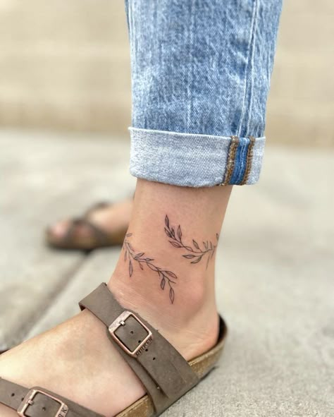 Floral Wrap Around Ankle Tattoo, Inner Ankle Tattoos, Wrap Around Ankle Tattoos, Anklet Tattoos For Women, Ankle Foot Tattoo, Summer Tattoos, Wrap Around Wrist Tattoos, Medium Tattoos, Wrap Around Tattoo