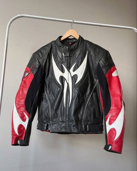 Cybercore Jacket, Flame Jacket, Leather Jacket Design, Motorcycle Streetwear, Racing Jacket Outfit, Racing Leather Jacket, Leather Racing Jacket, Racing Outfit, Racer Jackets