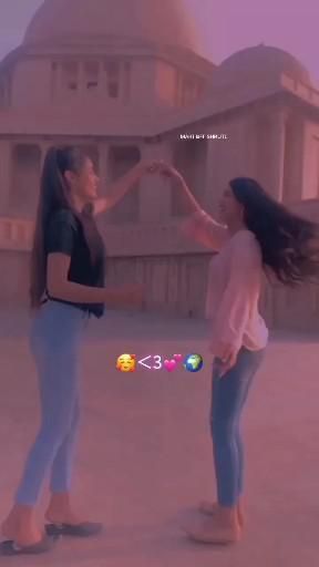 Girl Best Friend Status, Status For Bestie, Friends Status Friendship, Friendship Video Status Best Friends, Friendship Videos Aesthetic, Best Friends Aesthetic Videos, Best Friend Videos, Happy Sisters Day, Happy Friendship Day Video