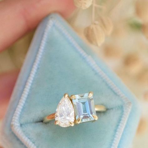 Berlinger Fine Jewelry on Instagram: "Anyone else in love with our Aquamarine & Pear Diamond Toi Et Moi? Comment below if this is your dream ring 💍 #toietmoi #toietmoiring #aquamarinerings #engagementrings #vintageengagementring" Aquamarine Toi Et Moi Ring, Ring Inspo, Aquamarine Engagement Ring, Something Borrowed, Aquamarine Rings, Pear Diamond, Dream Ring, Wedding Board, London Blue Topaz