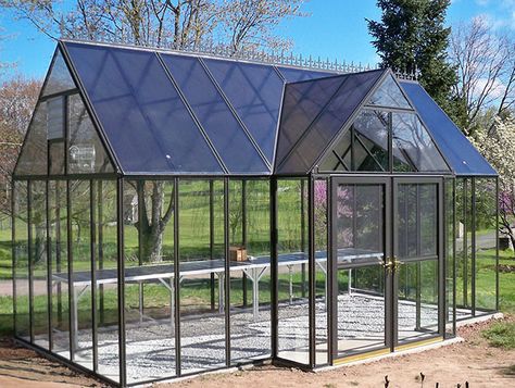 Serre Diy, Outdoor Sunroom, Conservatory Greenhouse, Hobby Greenhouse, Small Greenhouse, Greenhouse Kit, Backyard Greenhouse, Greenhouse Ideas, Greenhouse Plans