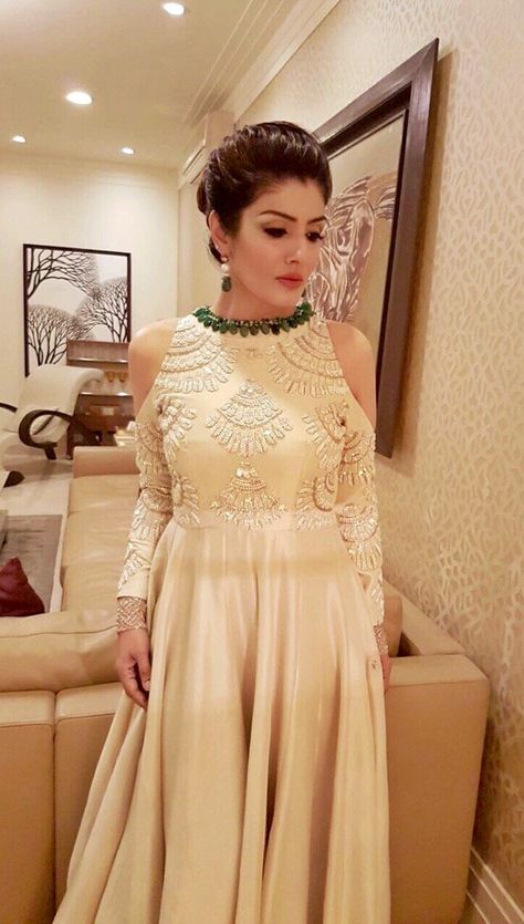 Halter neck Anarkali . Halter Neck Kurti Designs, Halter Neck Kurti, Indian Dress Up, Raveena Tandon, Girls Ball Gown, Celeb Fashion, Court Dresses, Neck Designs For Suits, Kurti Designs Latest