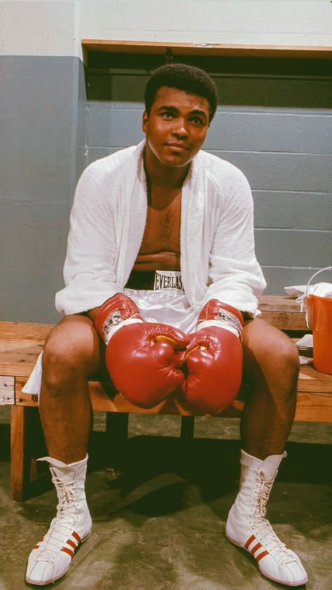 Mohammad Ali, محمد علي, Boxing Images, Mohamed Ali, Boxing Posters, Muhammed Ali, Boxing History, Mohammed Ali, Mike Tyson