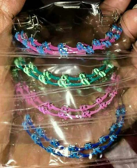 Fake Braces For Sale, Fake Braces Diy, Click Braces, Fashion Braces, Dental Braces Colors, Braces On Teeth, Braces Colors Combinations, Braces Aesthetic, Retainers Colors