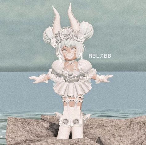 Mythological Creatures Outfit Royal High