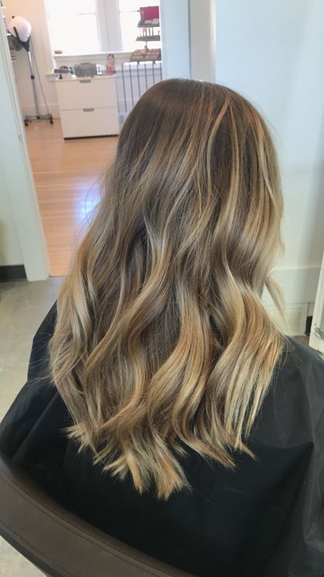 Brown Light Brown Balayage, Super Light Brown Hair With Blonde Highlights, Soft Balayage Bronde, Natural Balayage On Light Brown Hair, Light Baliage On Brown Hair, Light Brown Subtle Balayage, Balayage In Light Brown Hair, Baby Lights Light Brown Hair, Light Brown With Babylights