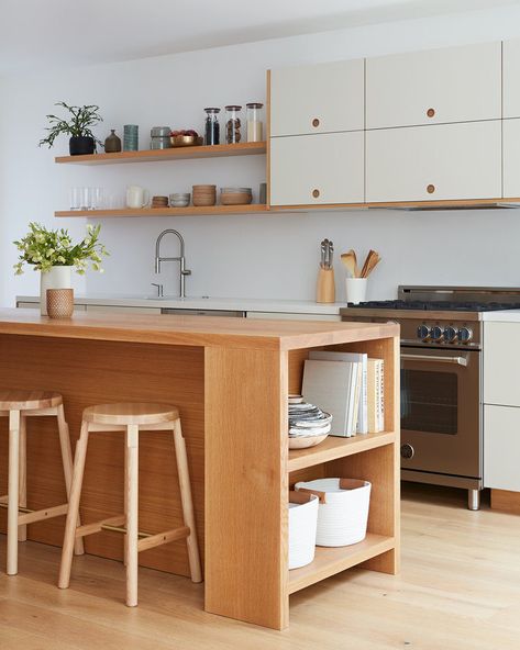 Kitchen of the Week: A 'New Old' Project in Noe Valley, Ikea Cabinets Included - Remodelista Remodel Trailer, Interior Entrance, Antler Decor, White Oak Kitchen, Lantern Decor, Ikea Cabinets, Decor Entryway, Oak Kitchen, Kitchen Island Design