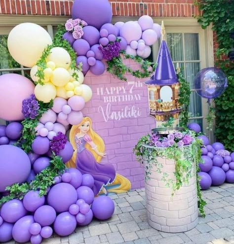 Rapunzel Birthday Backdrop, Rapunzel Decorations Party, Rapunzel Birthday Decorations, Rapunzel Backdrop, Rapunzel Theme Party, Tangled Party Decorations, Rapunzel Themed Birthday Party, Rapunzel Birthday Party Ideas, Tangled Birthday Cake