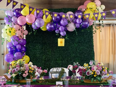 Rapunzel Backdrop Tangled Birthday, Sweet 16 Themes Disney Tangled, Tangled Photo Backdrop, Tangled Theme Backdrop, Tangled Balloon Garland, Rapunzel Balloon Garland, Tangled Graduation Party, Rapunzel Backdrop, Tangled Sweet 16 Theme