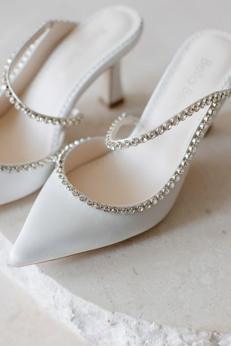 6 Inches Heels, Designer Bridal Shoes, Wedding Shoes Heels White, 1 Inch Heels, Small Heel Shoes, Best Bridal Shoes, Ivory Heels, Ivory Bridal Shoes, Bridal Shoe