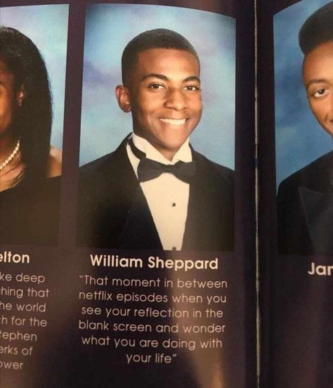 The most hilarious senior picture quotes #pictureday Funniest Senior Quotes, Snarky Senior Quotes, Funny High School Quotes, Sarcastic Senior Quotes, Funny Year Book Quotes, Iconic Senior Quotes Funny, High School Yearbook Quotes Funny, High School Yearbook Quotes, Funny Senior Quotes Humor