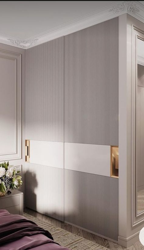 Unique Sliding Wardrobe Design, Fluted Glass Sliding Wardrobe, Fluted Sliding Wardrobe, Wardrobe Design Slide Door, Bedroom With Sliding Wardrobe, Slider Door Wardrobe Design, Wardrobe Design Slider, Slide Wardrobe Design Bedroom, Fluted Wardrobe Design