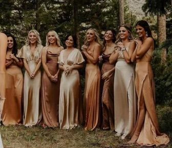 Tan Bridesmaids, Copper Bridesmaid Dresses, Brown Wedding Themes, Lovers Society, Earth Tone Wedding, Fall Wedding Bridesmaids, Brown Bridesmaid Dresses, Neutral Bridesmaid Dresses, Bronze Wedding