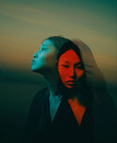 Long Exposure Portrait, Desain Quilling, Photographie Portrait Inspiration, 사진 촬영 포즈, Self Portrait Photography, Multiple Exposure, Creative Portrait Photography, Experimental Photography, Exposure Photography