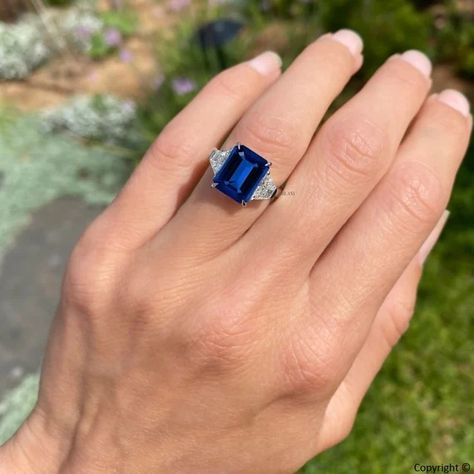 sapphire and diamond ring - Google Search Sapphire Wedding Ring Vintage, Sapphire Engagement Ring Emerald Cut, Engagement Ring Blue Stone, Blue Sapphire Engagement Ring, Sapphire Diamond Engagement, Cute Engagement Rings, Sapphire Wedding Rings, Future Engagement Rings, Three Stone Engagement Ring