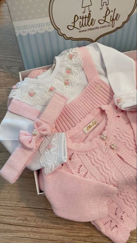 Baby Room Inspiration, Vintage Baby Clothes, Baby Closet, Little Life, Baby Fits, Mommy Baby, Dream Baby, Mommy Life