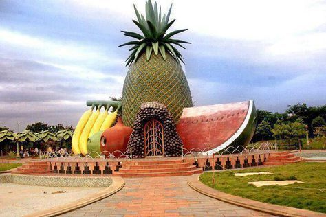 Amazing fruit shaped building Weird Buildings, Strange Architecture, Fruit House, Strange Houses, Whimsical Architecture, Weird Houses, Giant Things, Strange Buildings, Unusual Architecture