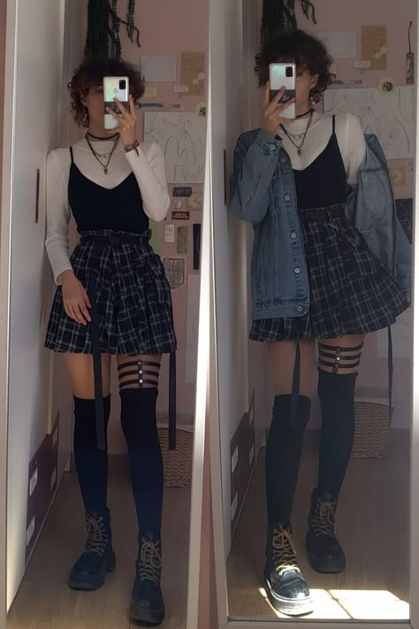 Egirl Casual Outfit, Casual E Girl Outfits, Alte Outfit Ideas, Aesthetics Dark Outfit, Thigh High Socks With Shorts, Astethic Winter Outfits, Alt Skirt Outfits Aesthetic, Cute Alt Outfits For School, Casual Egirl Outfit