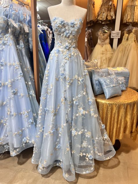 Enchanted Garden Prom Theme Dress, Garden Theme Outfit, Enchanted Garden Prom Dress, Garden Prom Dress, Garden Prom Dresses, Enchanted Garden Prom, Enchanted Prom, Enchanted Garden Theme, Infinity Dress Styles