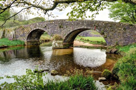 Stone Bridges, Old Bridges, Woodland Realm, Images Of Ireland, Famous Bridges, Dartmoor National Park, Bridge Photography, Arch Bridge, Stone Arch