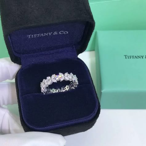 Wedding Ring Tiffany And Co, Tiffany And Co Rings Engagement, Tiffany Co Diamond Ring, Tiffany And Co Rings Wedding, Tiffany Co Ring, Tifanny And Co Rings, Tiffany And Co Jewelry Rings, Tiffany Victoria Ring, Tiffany Diamond Rings