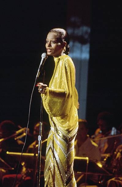 789 Diana Ross 1970s Photos and Premium High Res Pictures - Getty Images 1970s Fashion Disco, 80 Disco, Studio 54 Fashion, 70s Fashion Disco, 70’s Disco, 70s Glamour, Midnight Special, Disco 70s, 1970s Disco