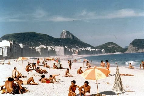 Girl From Ipanema, Brazil Culture, Living In Brazil, Super B, City Of God, Brazil Travel, Tropical Getaways, Bossa Nova, Summer Feeling