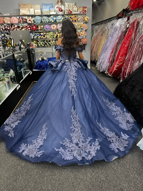 Periwinkle Quince, Corpse Bride Quinceanera, Dark Purple Quince Dresses, Navy Quinceanera Dresses, Dark Purple Quinceanera Dresses, Quinceañera Themes, Corps Bride, Quinceanera Blue, Quince Planning