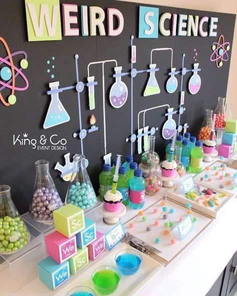 weird-science-juices-cake-pops-chemistry-jugs-filled-with-candy-theme-party-ideas Mad Scientist Escape Room, Math Themed Party, Science Birthday Party Ideas, Scientist Birthday Party, Mad Scientist Birthday, Mad Science Party, Scientist Birthday, Science Birthday Party, Mad Scientist Party