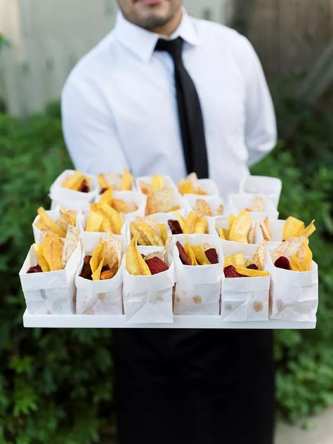 Chip Appetizers, Outdoor Wedding Foods, Wedding Reception Snacks, Backyard Wedding Food, Wedding Hors D'oeuvres, Bbq Wedding Reception, Backyard Bbq Wedding, Elegant Backyard Wedding, Olive Green Bridesmaid Dresses