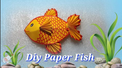 3d Paper Fish, Stage Props Diy, Fish Origami, Diy Sharpie Crafts, Animale Marine, Paper Arts And Crafts, Scuba Vbs, How To Make Fish, Classroom Theme Ideas