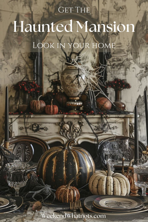 A dining area with a fireplace, decorated with pumpkins, black taper candles, and spooky place settings. Haunted Mansion Aesthetic Decor, Victorian House Halloween Decor, Fairytale Halloween Decor, Haunted House Theme Decor, Whimsy Halloween Decor, Spooky Mansion Aesthetic, Southern Halloween Decor, Beautiful Halloween Decorations, Fancy Halloween Decorations